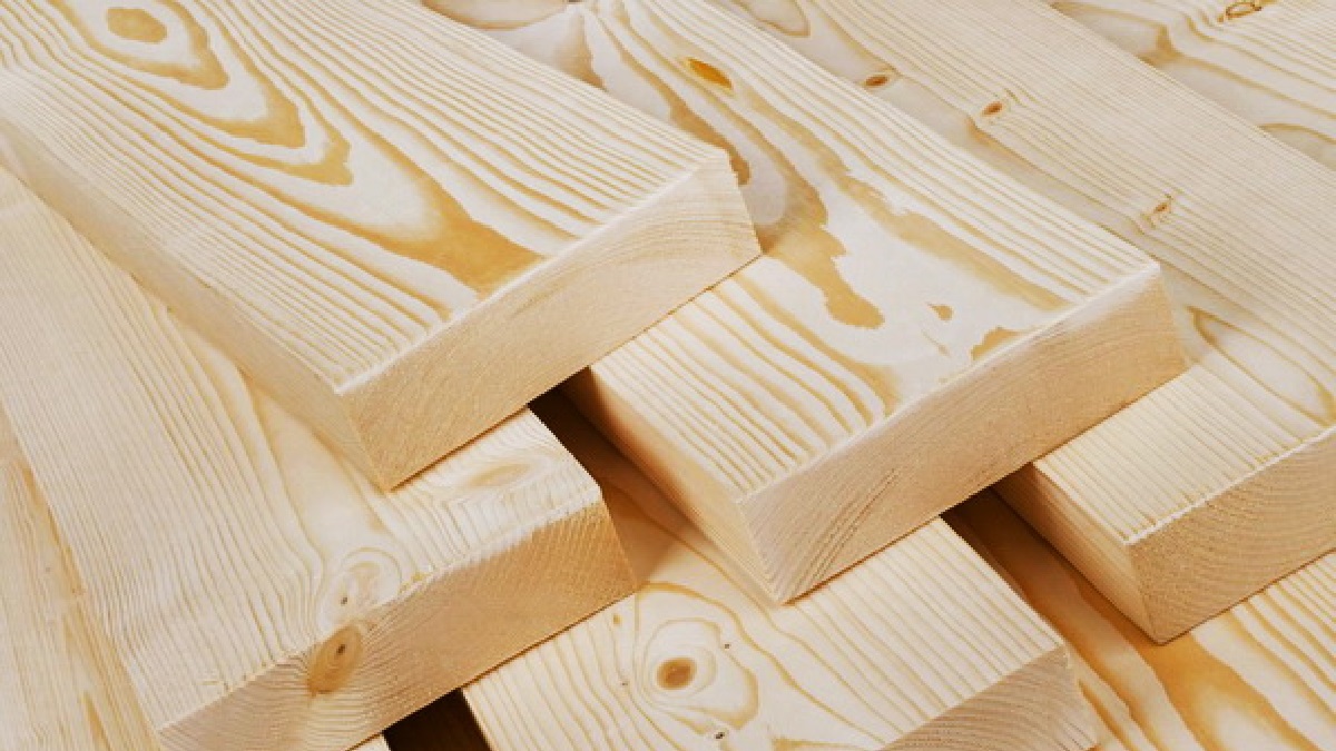 Обрезной брус из сосны 50x200x6000 м